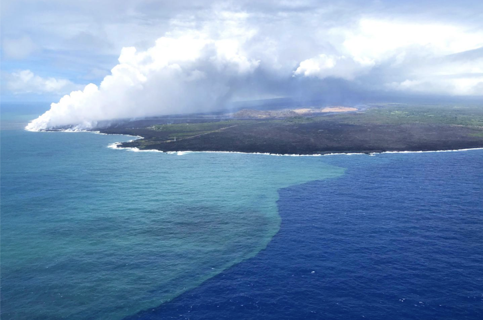 Kilauea Eruption Triggers Massive Algae Bloom